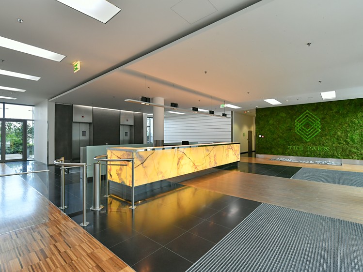 Комерційне приміщення в оренду, 1 542 м² (4 з 11)