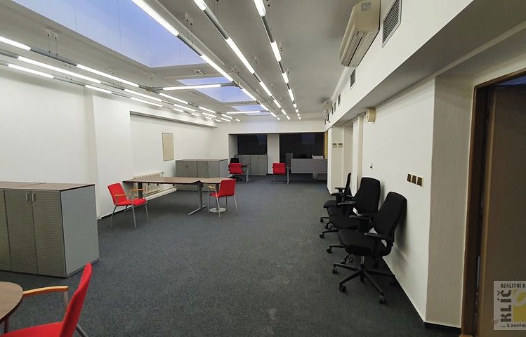 Комерційне приміщення в оренду, 100 м² (8 з 14)