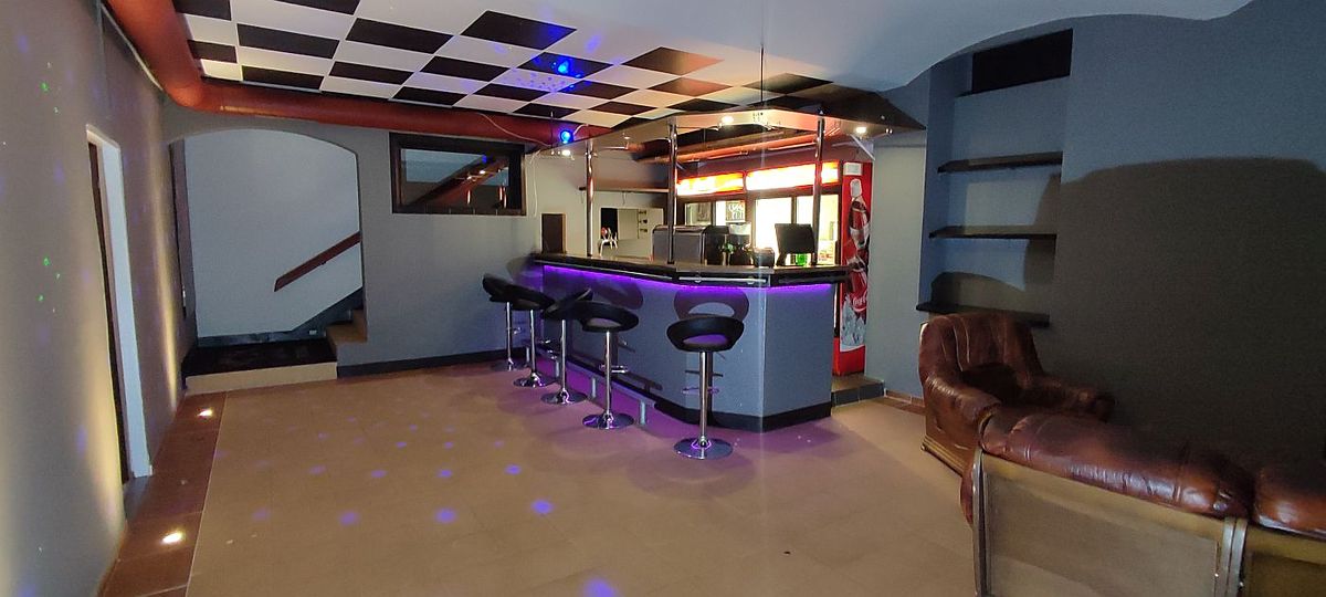 Prodej restaurace 227 m² – fotografie 2