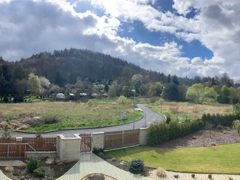Prodej stavebního pozemku 1200 m², Kyselka – náhled fotky 3