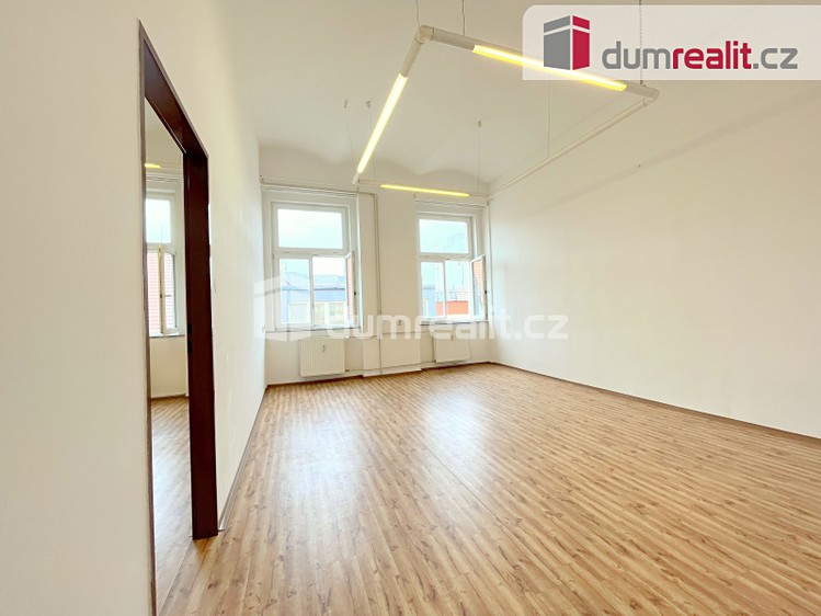 Комерційне приміщення в оренду, 24 м² (27 з 66)