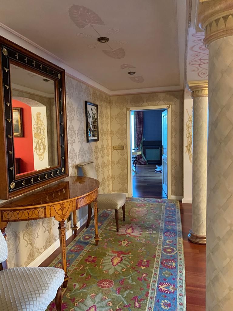 Prodej vily 780 m², pozemek 2515 m² – fotografie 3