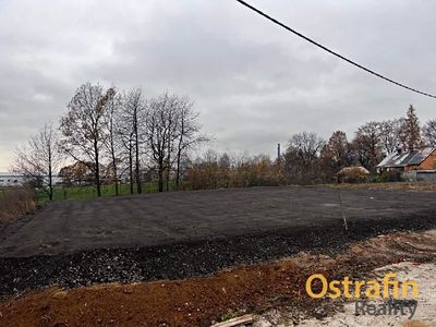 Pronájem komerčního pozemku 3000 m²