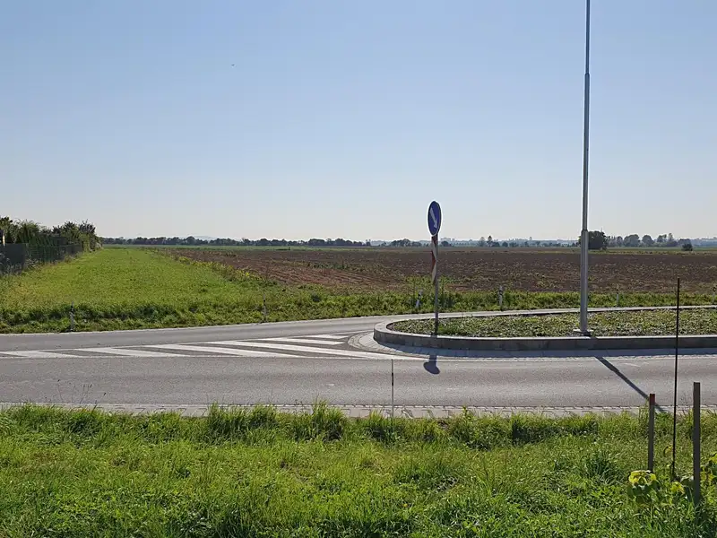 Prodej pole 35201 m², Tovéř – náhled fotky 2