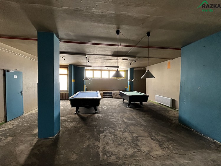 Pronájem komerčního prostoru, 291 m² (13 z 13)