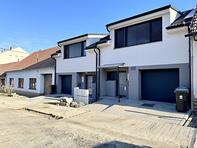 Velke shop for sale