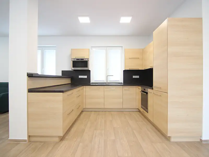 Prodej rodinného domu 225 m², pozemek 727 m², Vamberk – náhled fotky 3