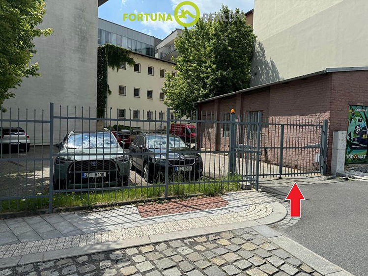 Комерційне приміщення на продаж, 455 м² (4 з 6)