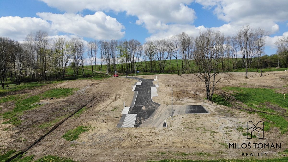 Prodej stavebního pozemku 2363 m², Chudenín – fotka 1 z 3