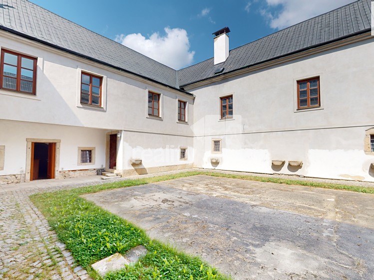 Prodej komerčního prostoru, 1 544 m² (9 z 48)