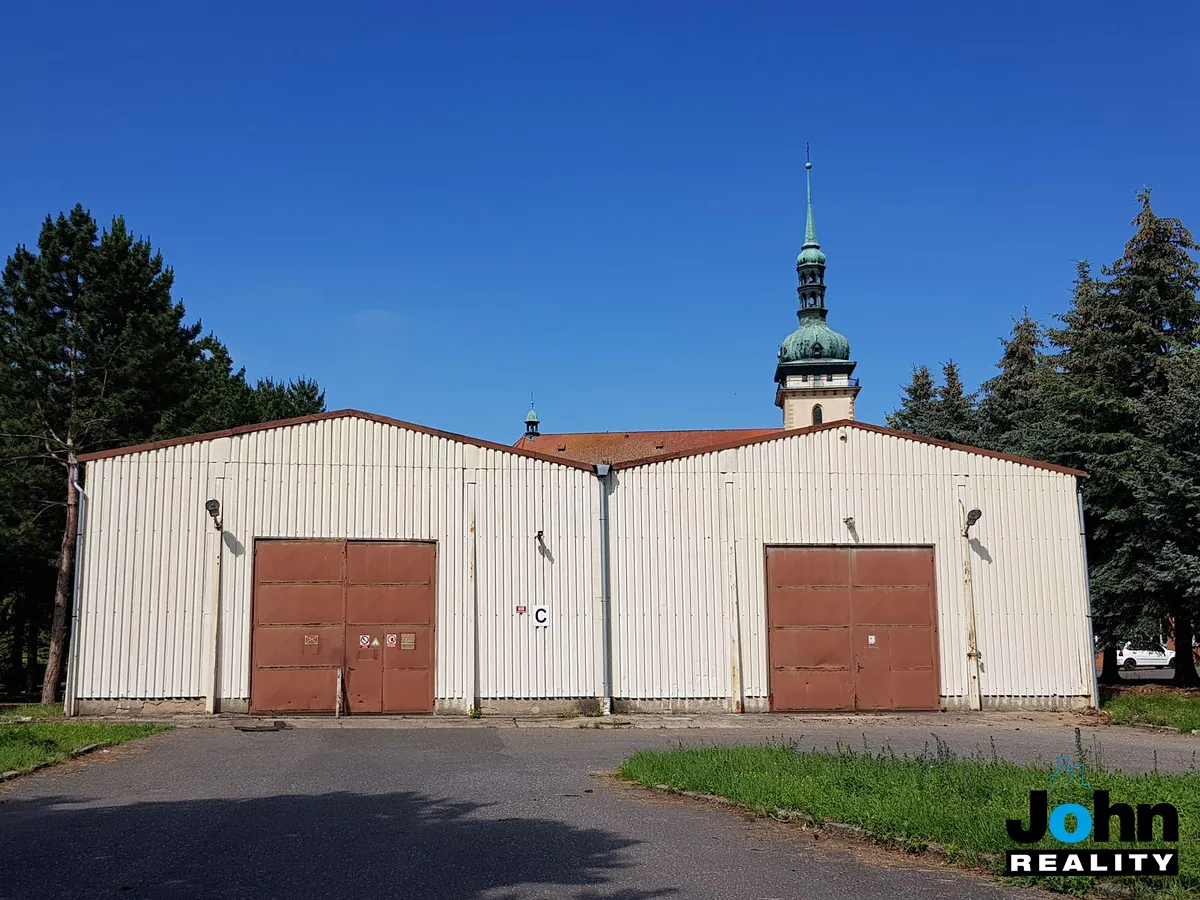 Pronájem výrobní haly, prostoru 1000 m²