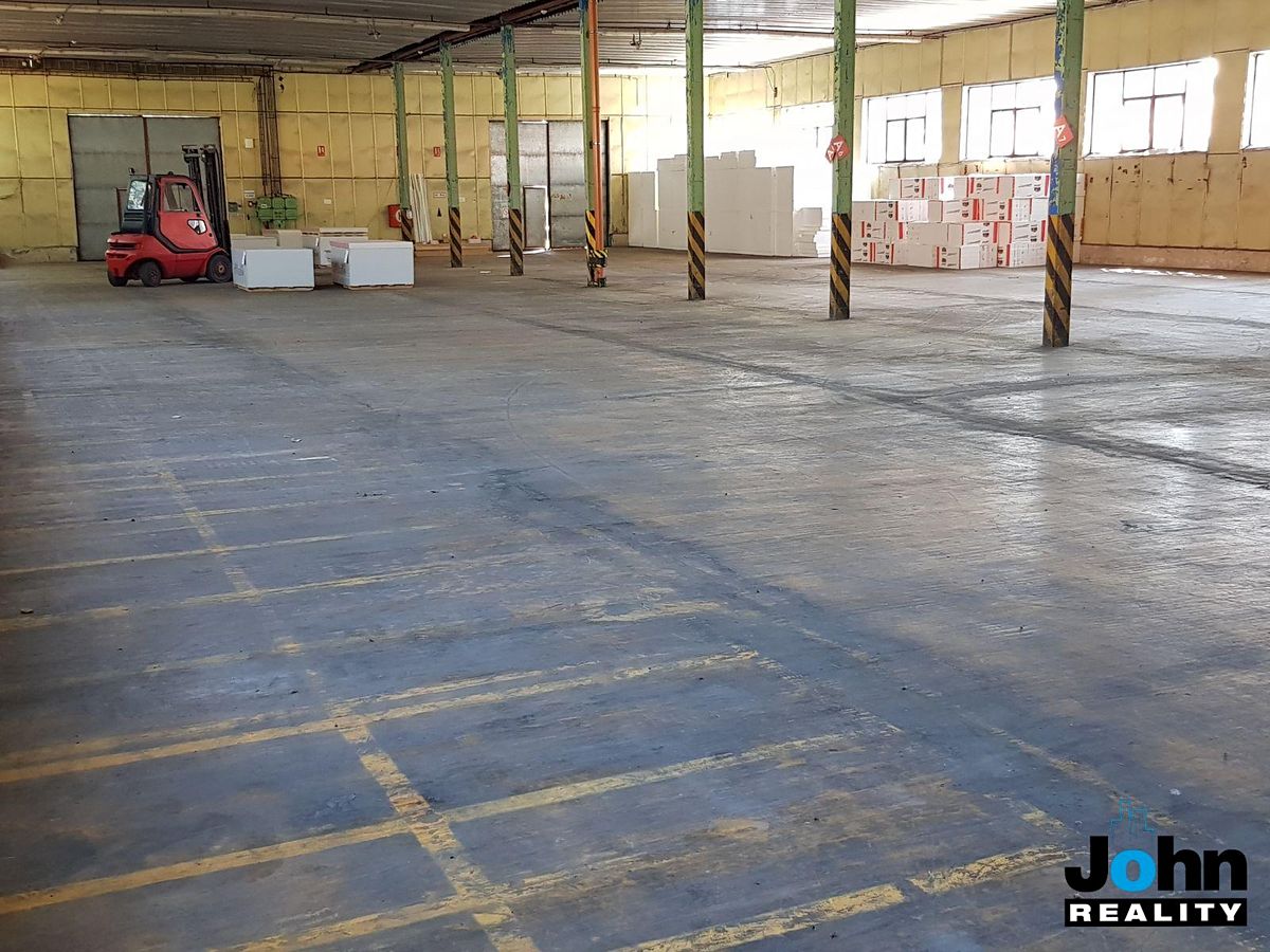 Pronájem výrobní haly, prostoru 1000 m² – fotografie 2