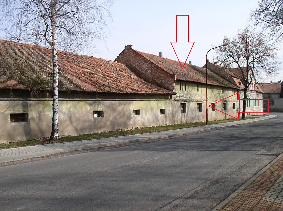 Pronájem výrobní haly, prostoru 220 m² – fotografie 2