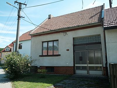 Prodej rodinného domu 90 m², pozemek 975 m²