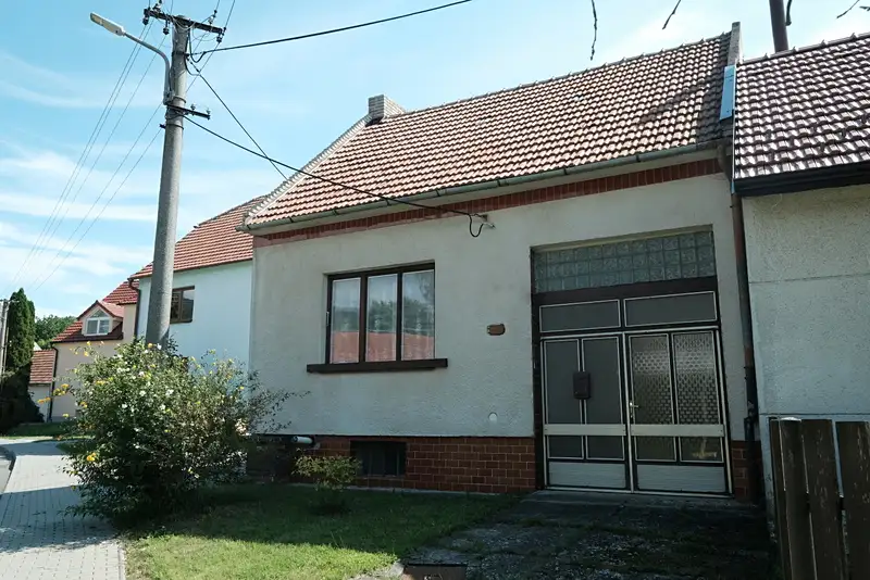 Prodej rodinného domu 90 m², pozemek 975 m², Březová – náhled fotky 1