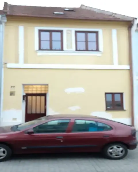 Prodej rodinného domu 150 m², pozemek 140 m², Mikulov – náhled fotky 1