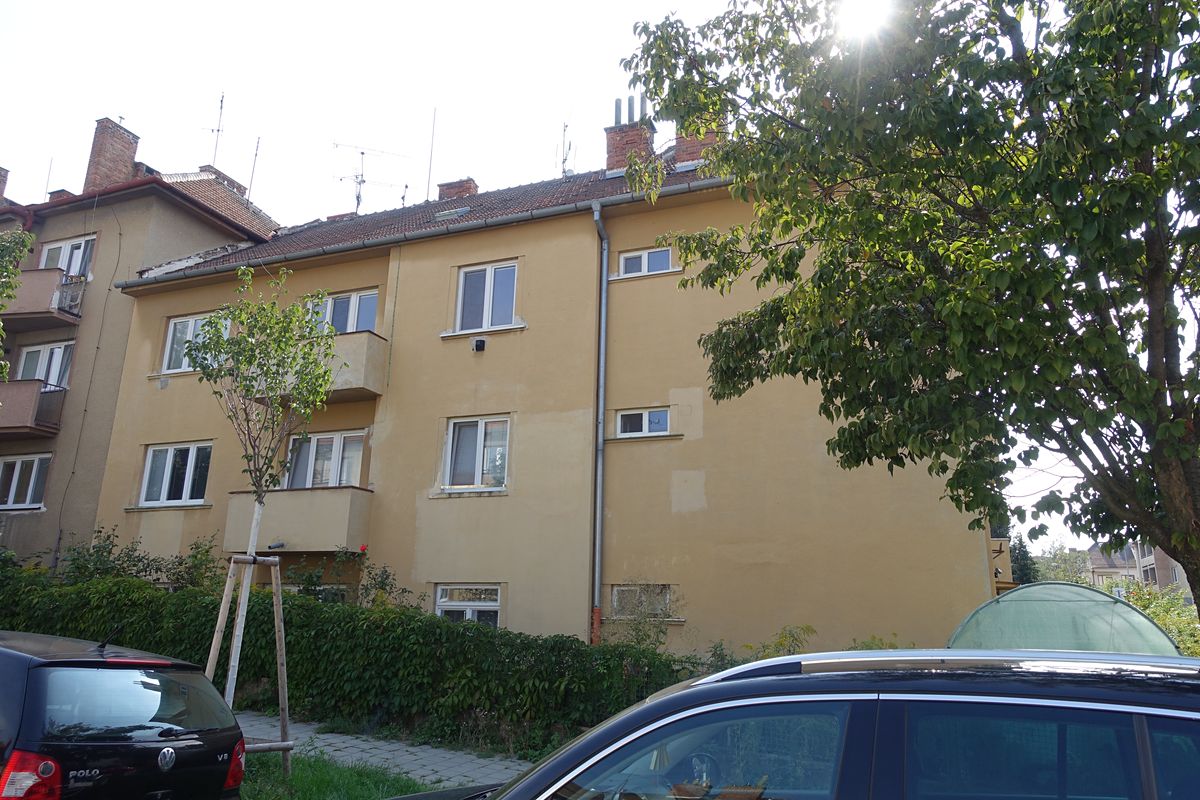 Pronájem bytu 1+1 48 m² – fotografie 2