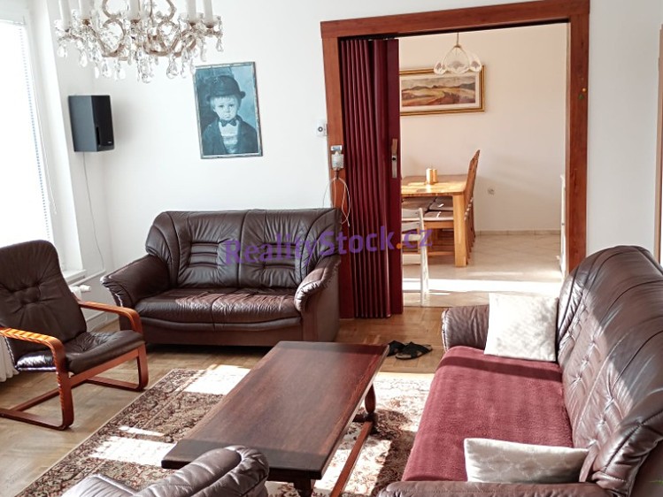 Prodej domu, 280 m² (7 z 33)