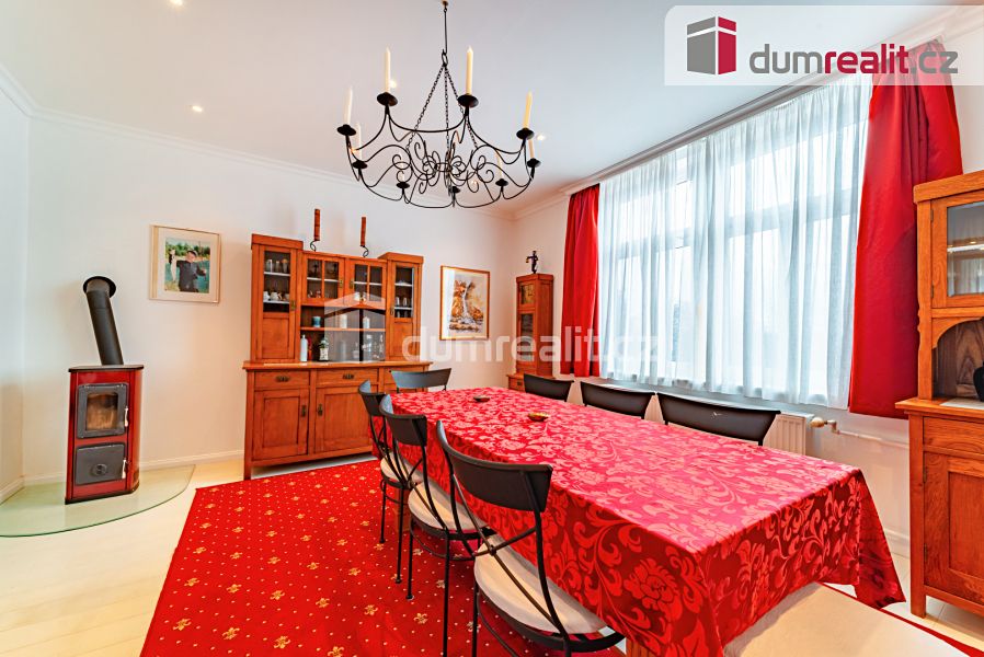 Prodej vily 290 m², pozemek 1219 m² – fotografie 4