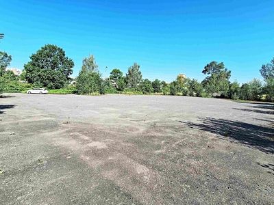 Pronájem pozemku 2000 m²