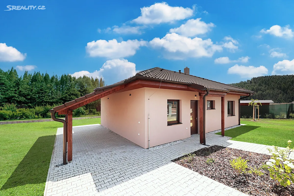 Prodej rodinného domu 68 m², pozemek 1044 m², Obory