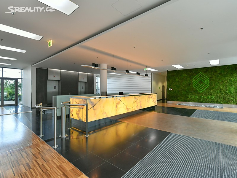 Pronájem kanceláře 1 340 m² – pohled 4