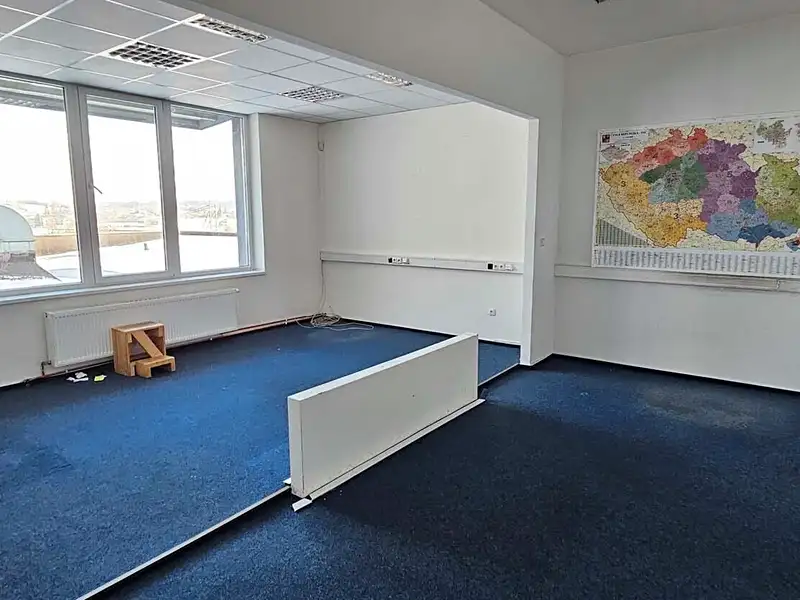 Pronájem kanceláře 375 m², Držovice – náhled fotky 3