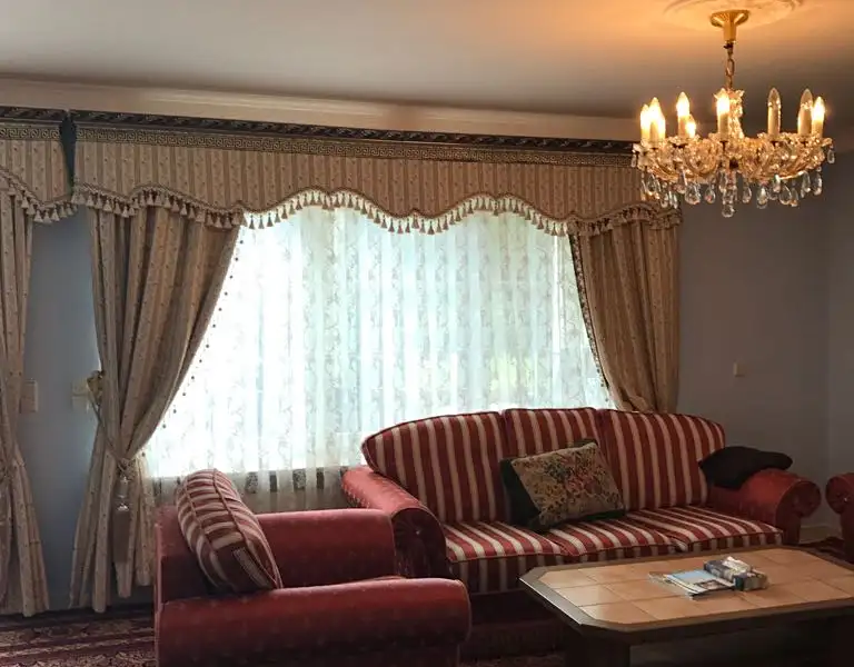 Prodej rodinného domu 675 m², pozemek 1004 m², Mariánské Lázně – náhled fotky 3