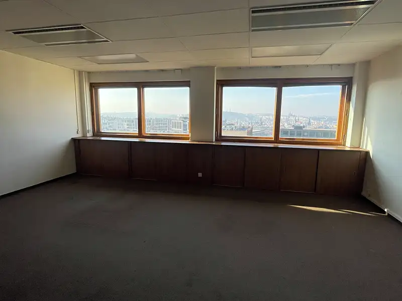 Pronájem kanceláře 40 m², Praha – náhled fotky 3