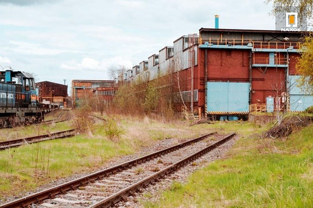 Pronájem výrobní haly, prostoru 1000 m² – fotografie 2