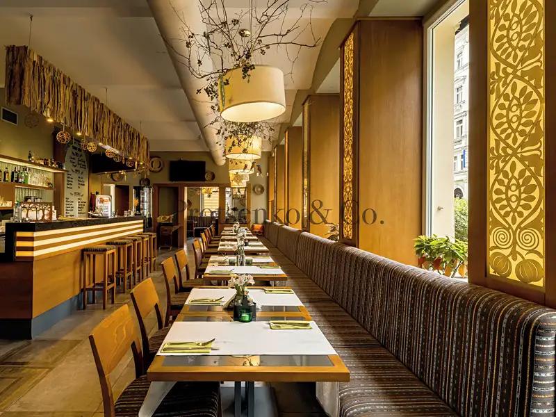 Prodej restaurace 230 m², Praha – náhled fotky 1