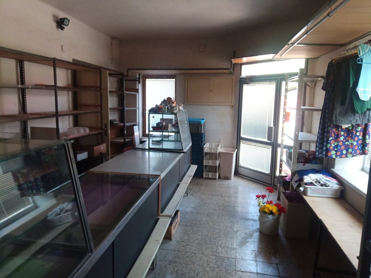 Prodej rodinného domu 300 m², pozemek 277 m² – fotografie 5