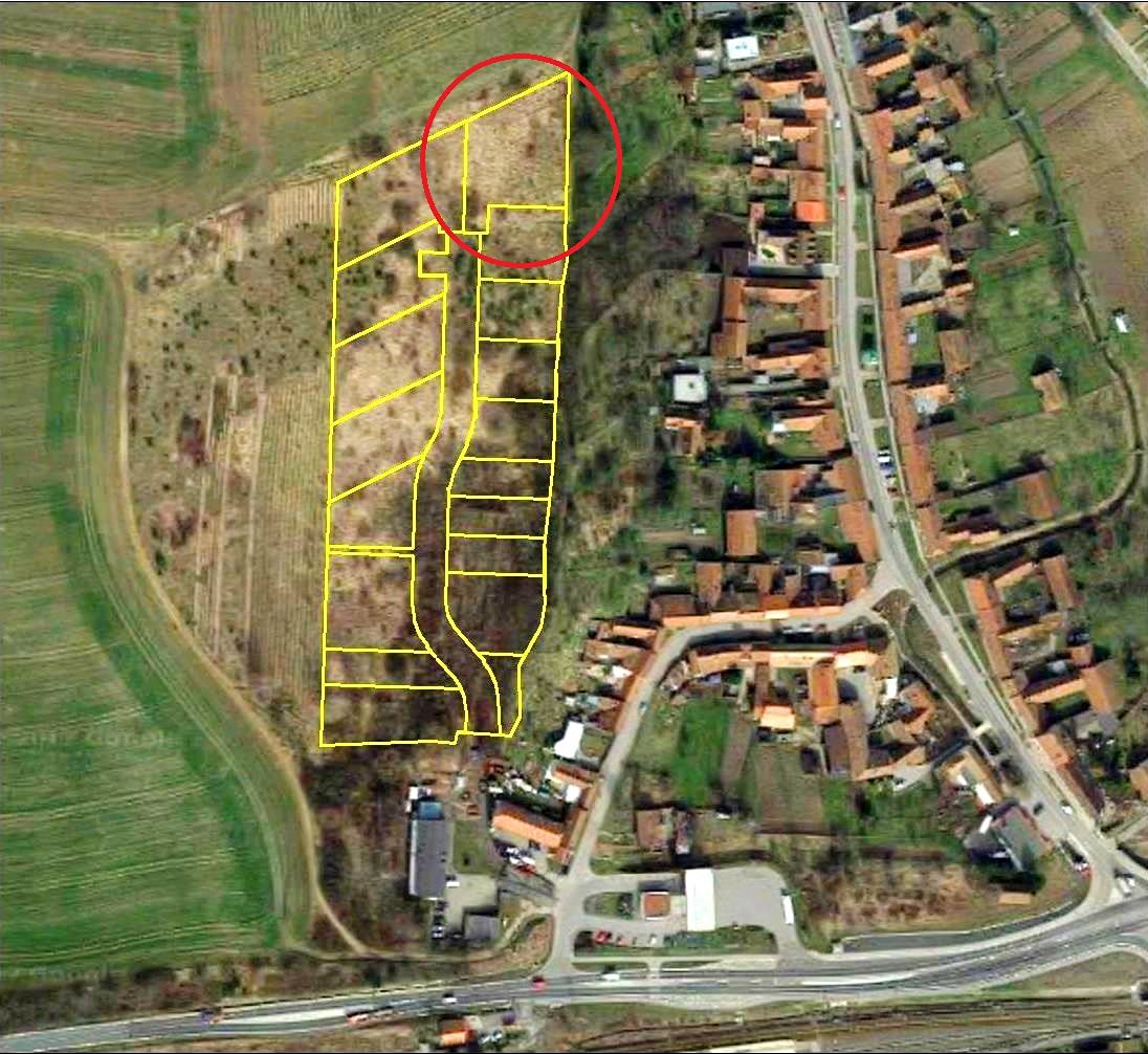 Prodej stavebního pozemku 2412 m²
