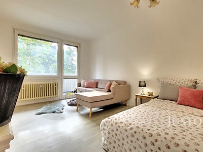 Real Estate Image