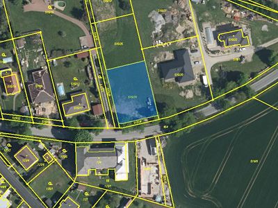 Prodej stavebního pozemku 1100 m²
