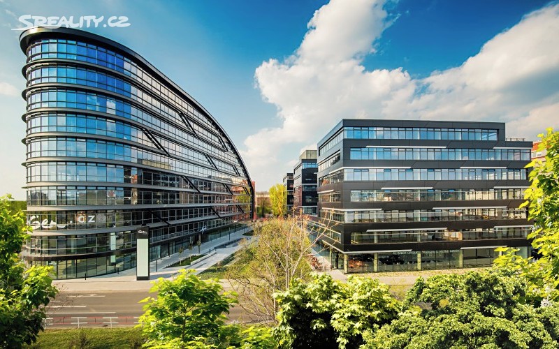 Pronájem kanceláře 600 m², Praha
