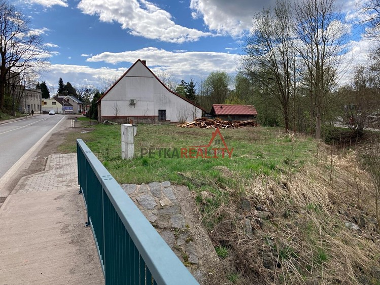 Grundstück zum Kauf, 692 m² (4 von 5)
