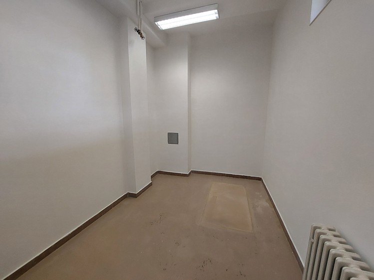 Комерційне приміщення в оренду, 24 м² (8 з 9)