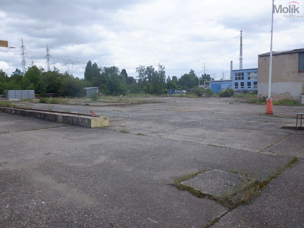 Pronájem výrobní haly, prostoru 2500 m² – fotografie 3