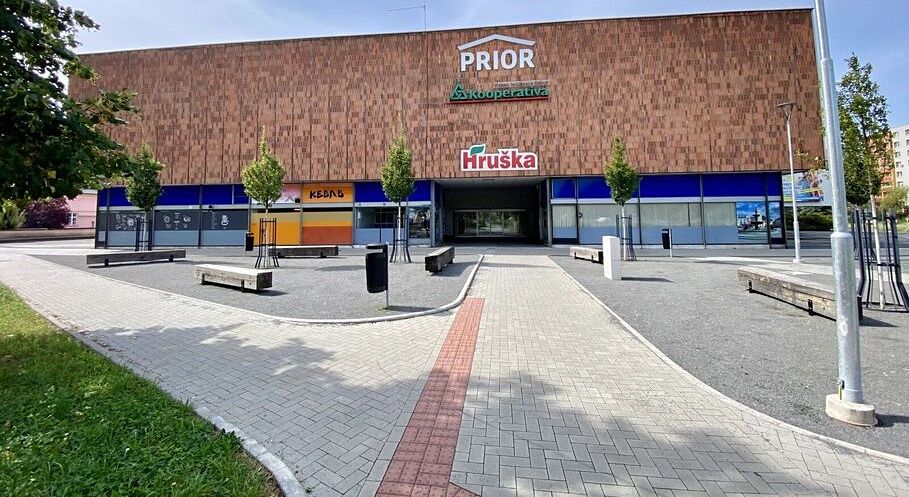 Pronájem obchodního prostoru 430 m²