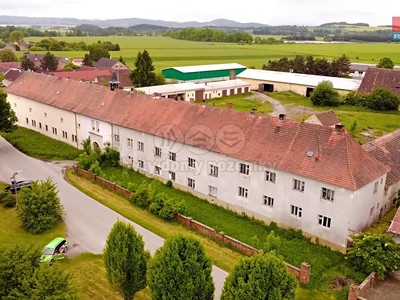 Prodej činžovního domu 2 000 m²