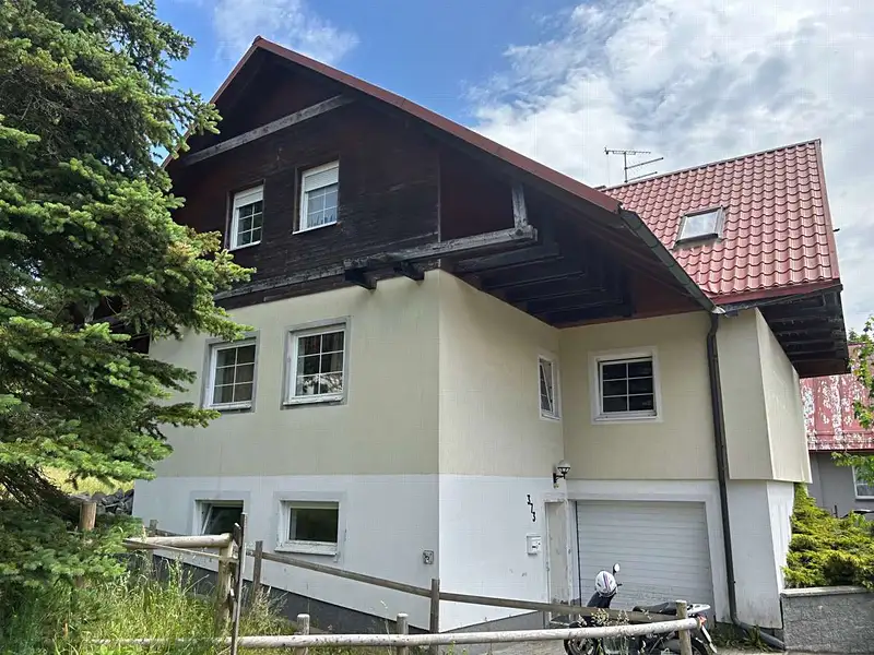 Dražba rodinného domu 246 m², pozemek 776 m², Nové Hamry – náhled fotky 1