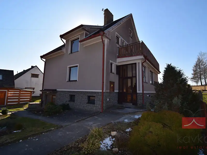 Prodej rodinného domu 309 m², pozemek 515 m², Oudoleň – náhled fotky 1