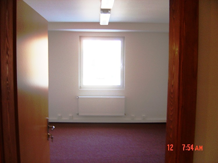 Pronájem komerčního prostoru, 15 m² (2 z 3)