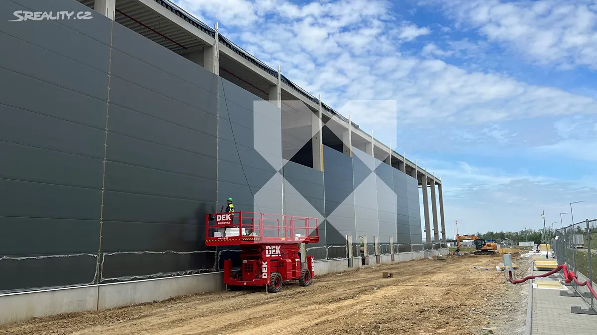 Pronájem skladového prostoru 1150 m² – pohled 4