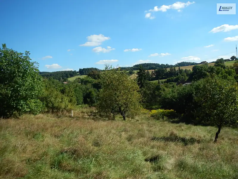 Prodej stavebního pozemku 4736 m², Sedlčany – náhled fotky 1