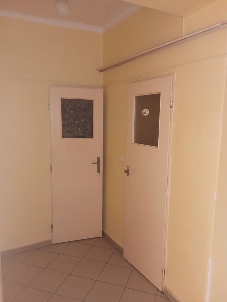 Pronájem kanceláře 45 m² – fotografie 2