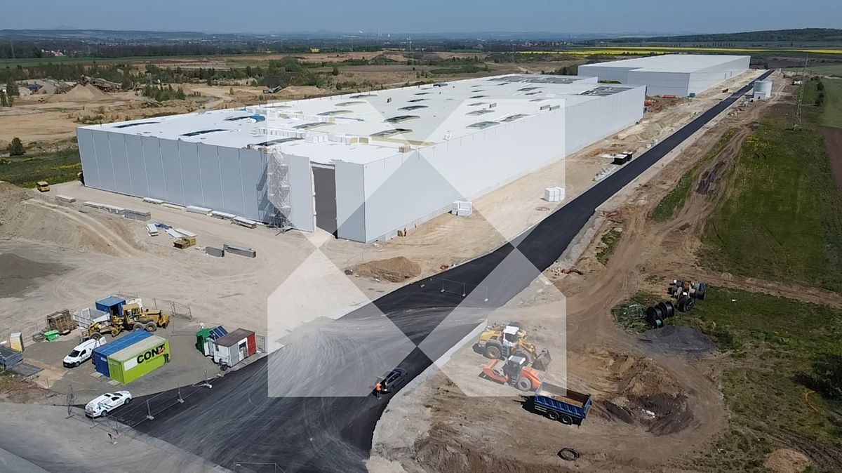 Pronájem skladového prostoru 2300 m² – fotografie 3