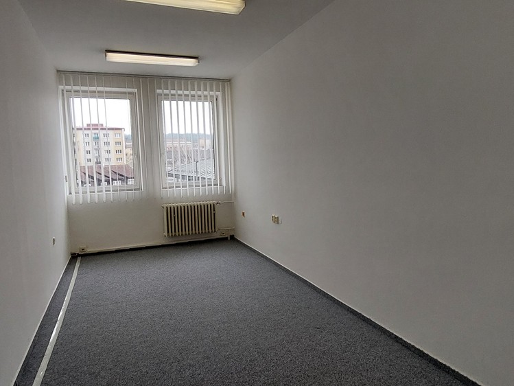 Комерційне приміщення в оренду, 28 м² (2 з 9)