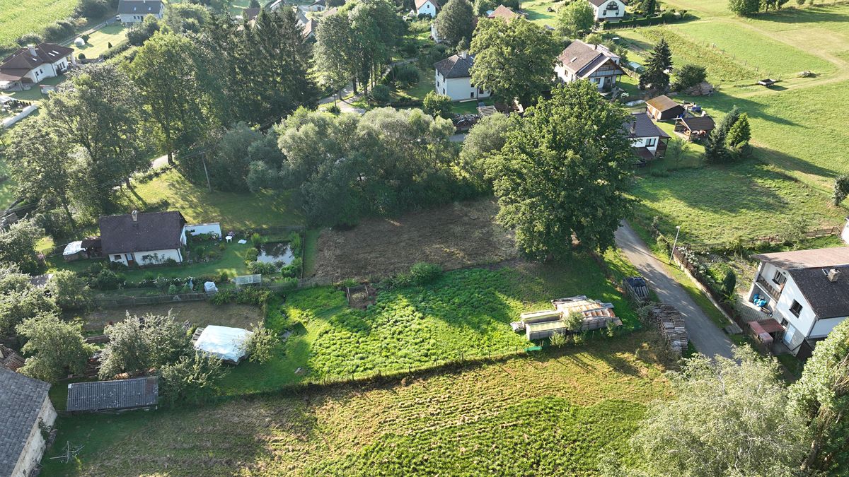 Prodej stavebního pozemku 771 m² – fotografie 2